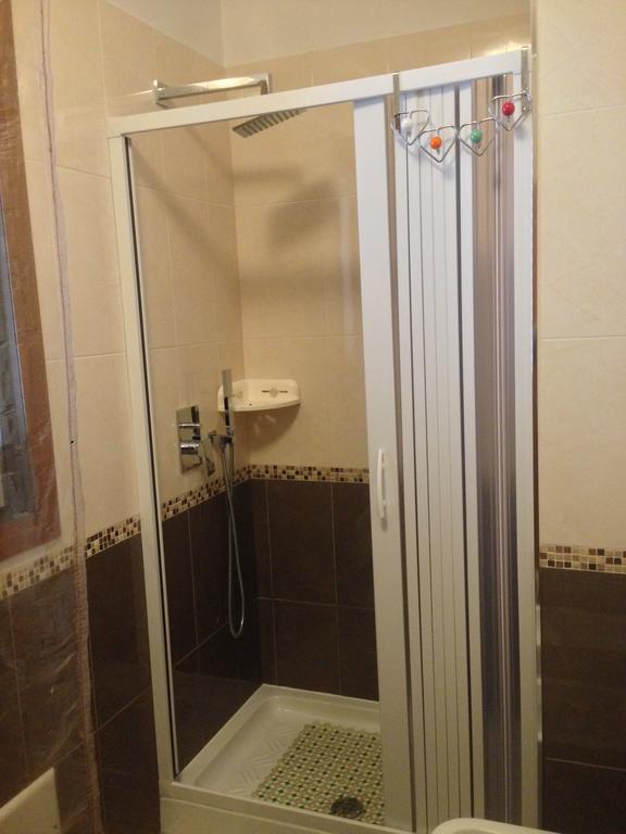 מלון פולינאנו א מארה Via Roma 224 מראה חיצוני תמונה
